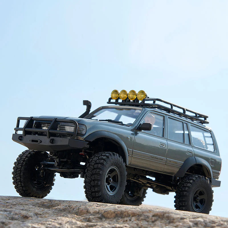 FMS 1:18 FCX18S LC80 Toyota Land Cruiser 80 S V2 RTR - Image 13