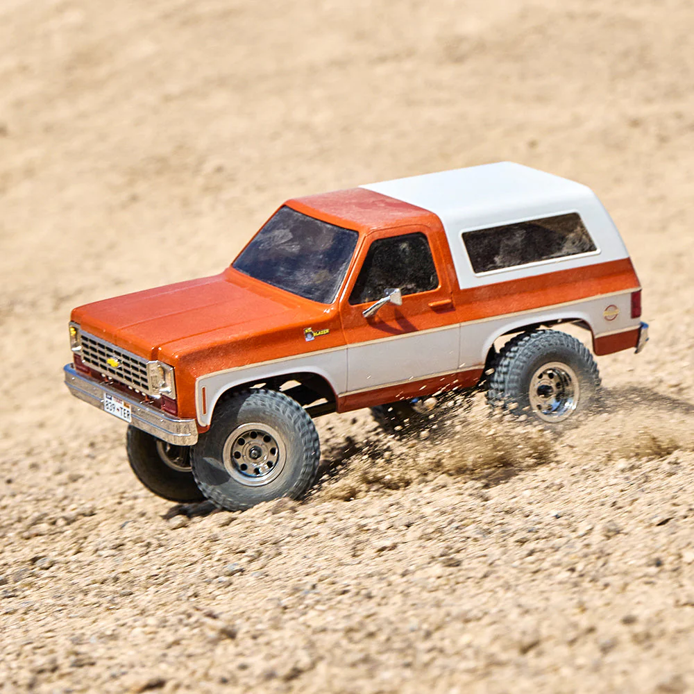 FMS 1:24 FCX24S Chevrolet K5 Blazer S RTR - Image 24
