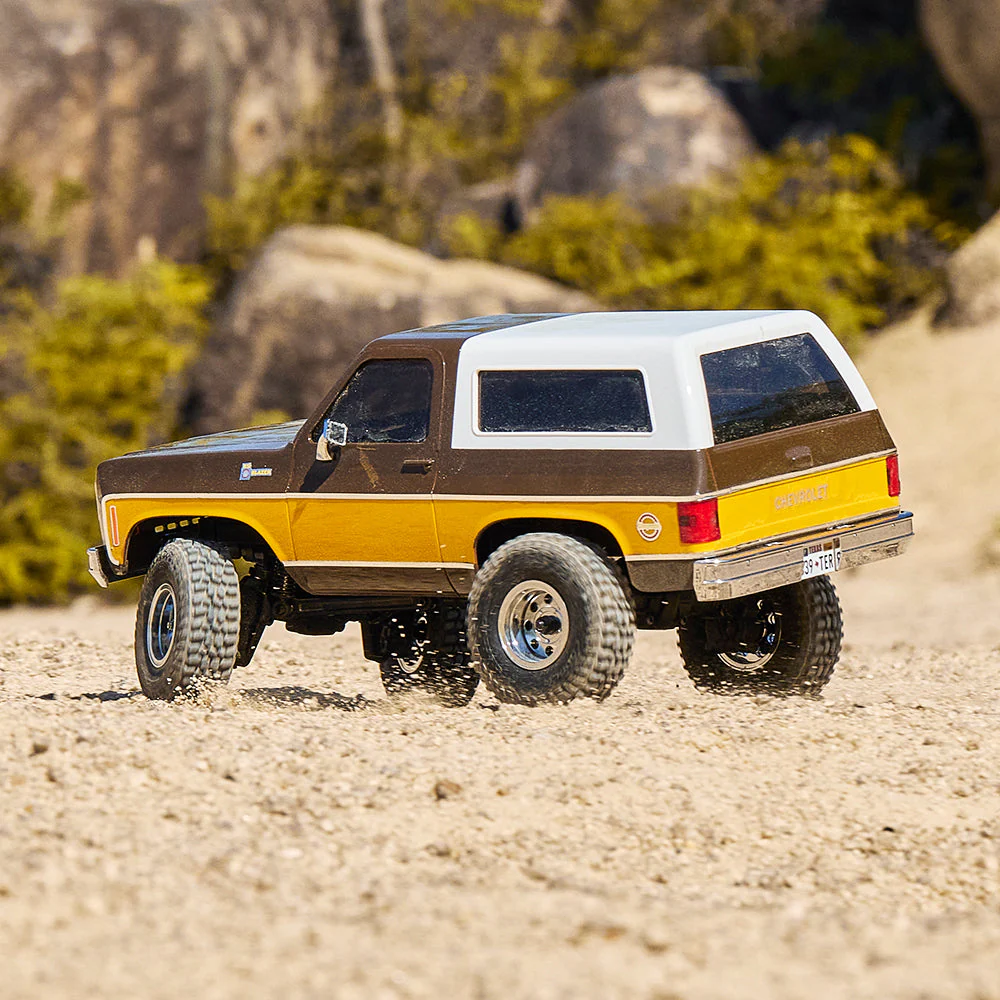 FMS 1:24 FCX24S Chevrolet K5 Blazer S RTR - Image 25