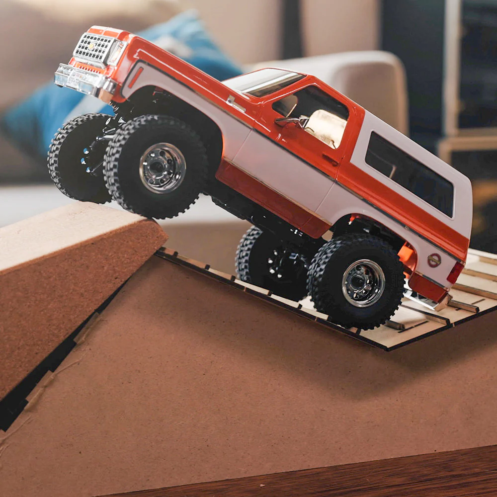 FMS 1:24 FCX24S Chevrolet K5 Blazer S RTR - Image 26