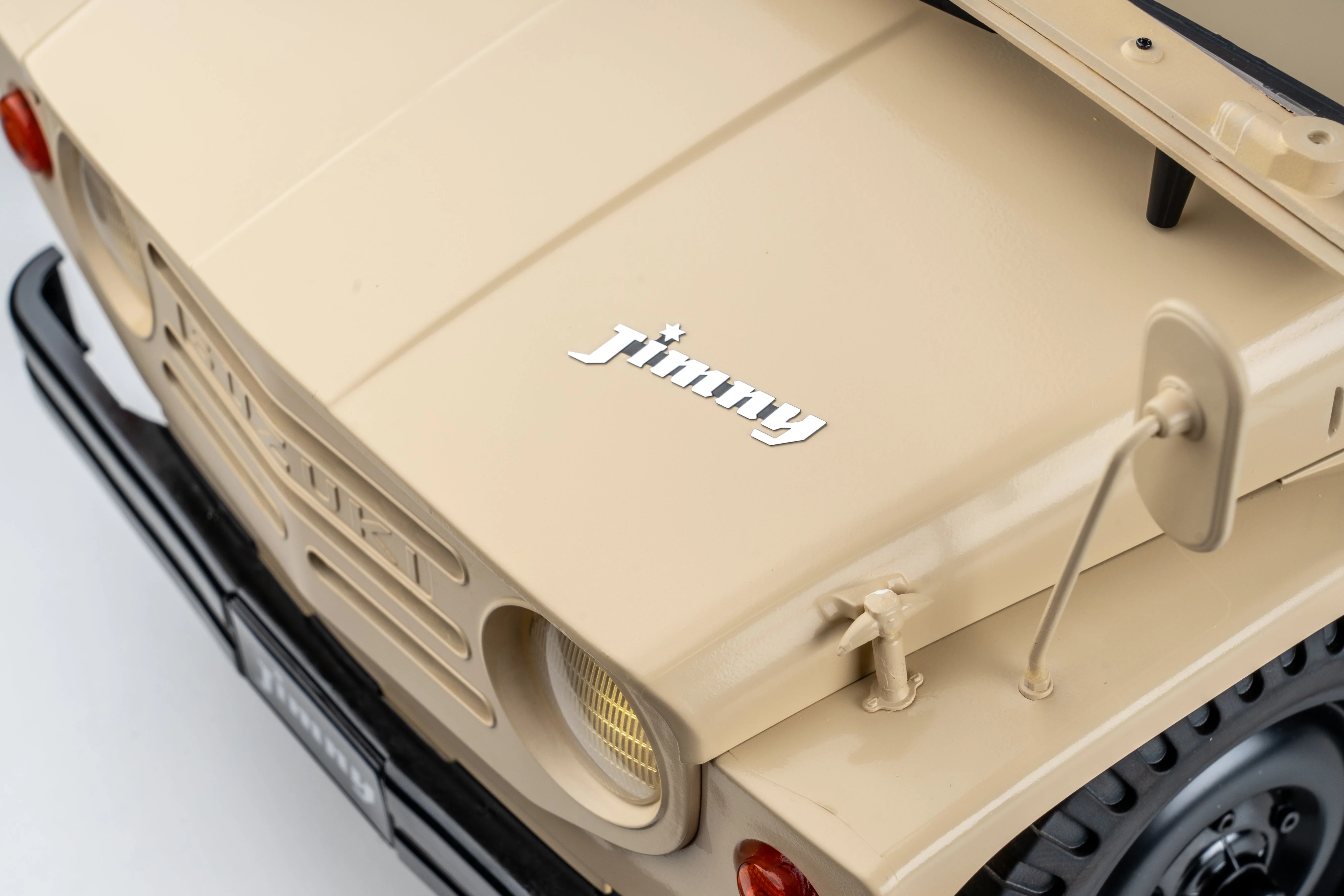 FMS 1:6 JIMNY RS Brown - Image 11