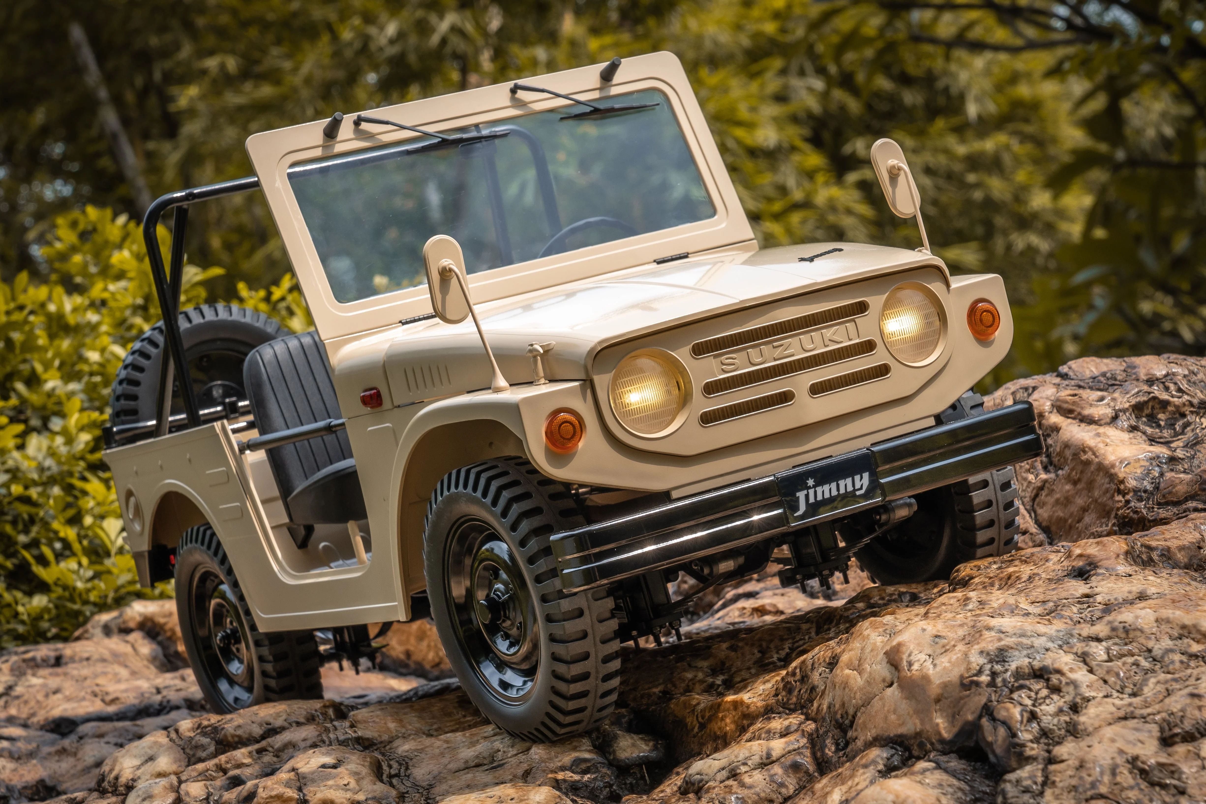 FMS 1:6 JIMNY RS Brown - Image 5